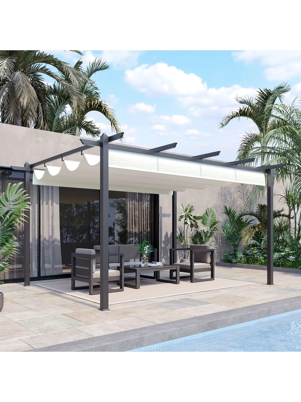 Terraza moderna con sofá, mesa y pérgola, rodeada de palmeras y piscina.